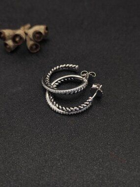 David Yurman 925 Silver Earrings with Original Pouch